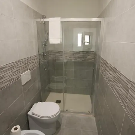 H2ome Lagaccio Stazione Principe, 4 2 Bagni, Ac Lägenhet Genua