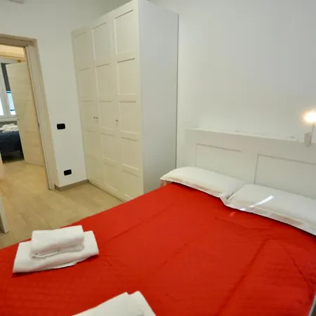Apartment H2ome Lagaccio 4 Rooms, 2 Bathrooms, Ac, Near Principe Station Genoa