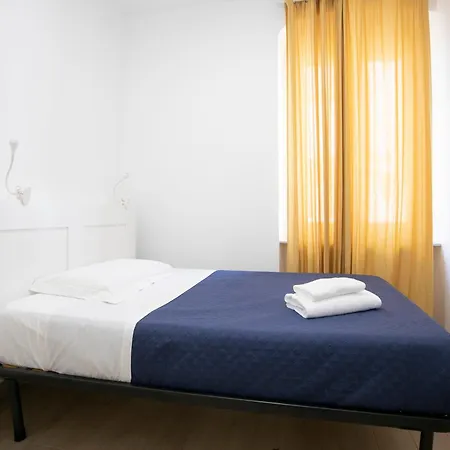 H2ome Lagaccio Stazione Principe, 4 2 Bagni, Ac Daire Cenova
