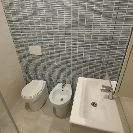 H2ome Lagaccio Stazione Principe, 4 2 Bagni, Ac דירה *