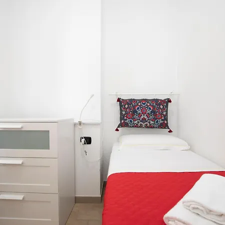 H2ome Lagaccio Stazione Principe, 4 2 Bagni, Ac דירה