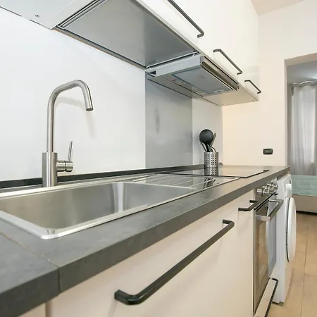 H2ome Lagaccio Stazione Principe, 4 2 Bagni, Ac דירה