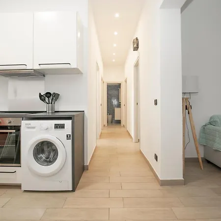 H2ome Lagaccio Stazione Principe, 4 2 Bagni, Ac דירה